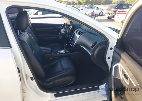 2018 Nissan Altima 2.5 Sr z USA, uszkodzony, nr VIN 1N4AL3AP5JC278276